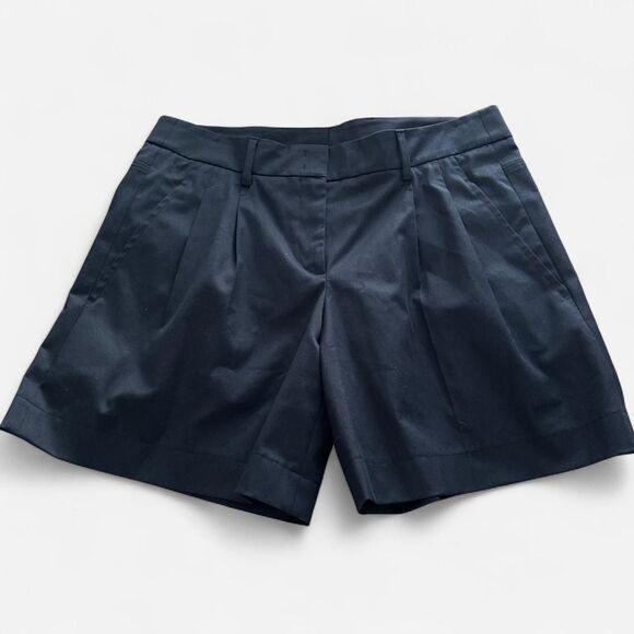 Akris Punto Miata Pleated Shorts | Bleu Marine Dark Blue | Size 8 NWT - Picture 3 of 6